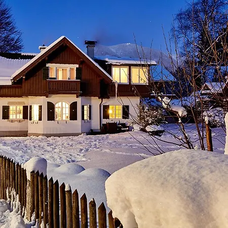 Waxenstein بيت للعطل *